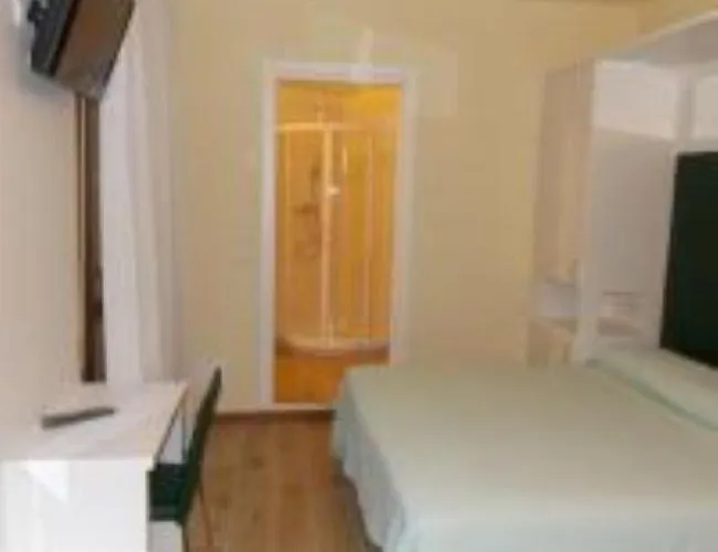 ホテル Colorado 3*