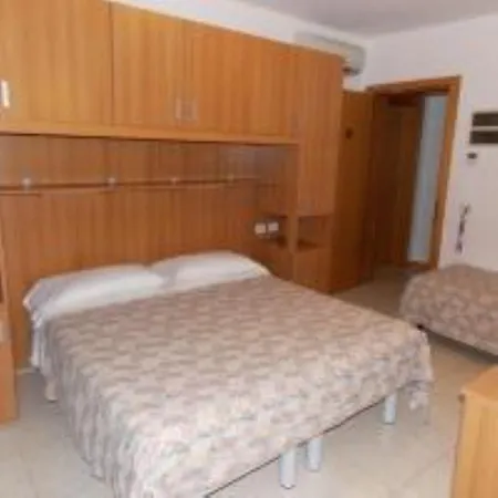 Hotell Colorado 3*